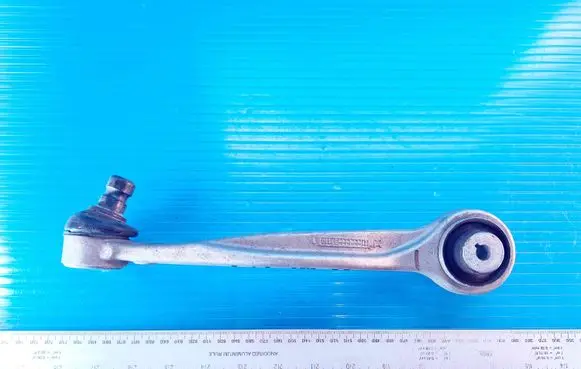 Audi Q7 4M Front control arm 4M0407510C