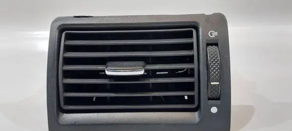 Ford Mondeo Mk III Dashboard side air vent grill/cover trim