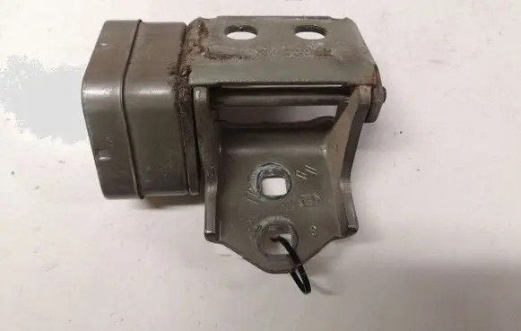 Renault Scenic II - Grand scenic II Rear door upper hinge