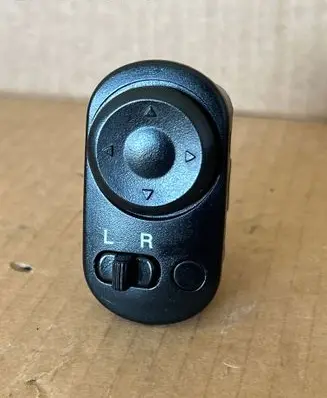 Chevrolet Nubira Wing mirror switch PBTGF30
