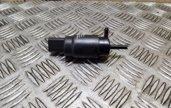 Volkswagen Crafter Windscreen/windshield washer pump A0008605826
