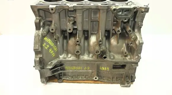 Mitsubishi Outlander Engine block 