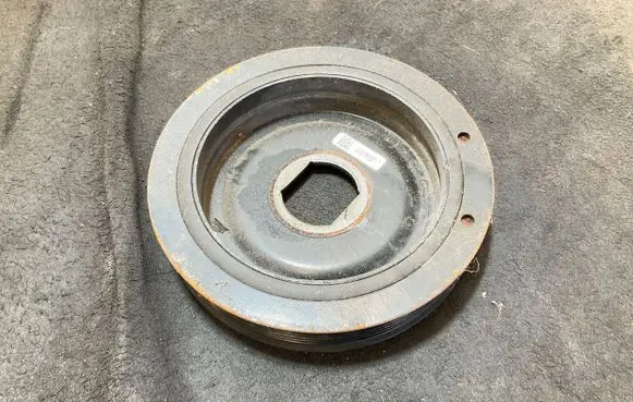 Renault Trafic III (X82) Crankshaft pulley 123039555R 92310233