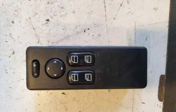 Mercedes-Benz Vito Viano W639 Electric window control switch a0045459207