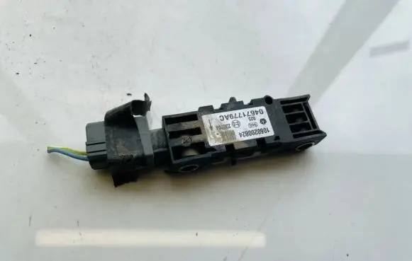 Chrysler Pacifica Airbag deployment crash/impact sensor 04671779ac 1060200824