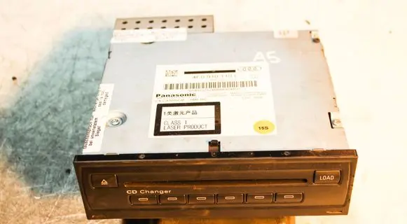 CD/DVD changer