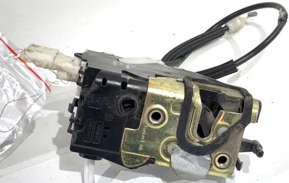 Peugeot 407 Front door lock 9656632980