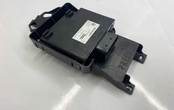 Audi A7 S7 4G Voltage converter inverter 8K0959663D