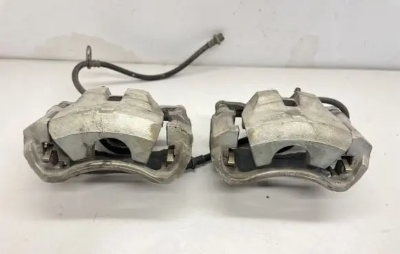 Lexus ES 300h Front brake caliper 4775033361 4773033361