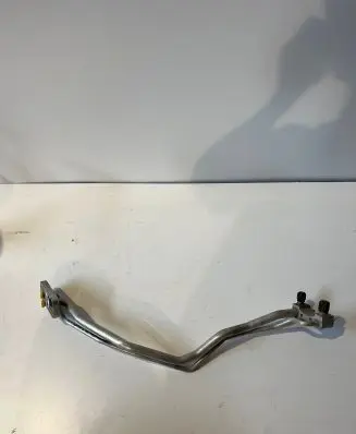 BMW X5 E70 Air conditioning (A/C) pipe/hose 6945725 00100561010