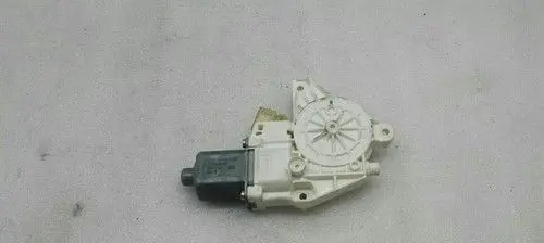 Mercedes-Benz ML W164 Front door window regulator motor A2518200208