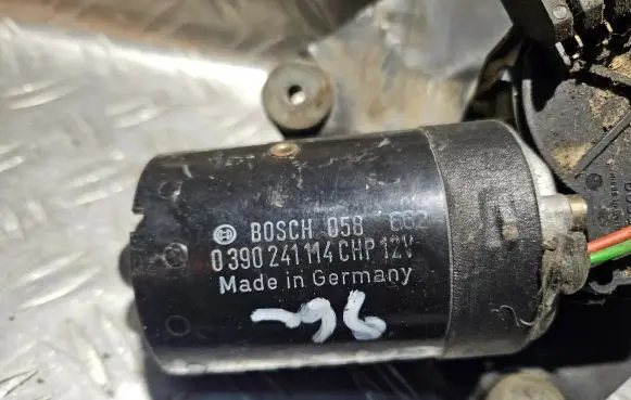 Mitsubishi Carisma Wiper motor 0390241114