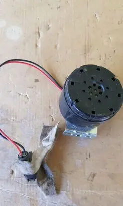 Alarm system siren