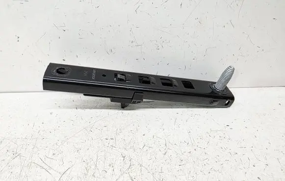 Nissan Qashqai J12 Seat belt adjustment rail 878246UA0C