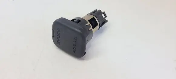 Mazda CX-7 12 V Socket (front) 