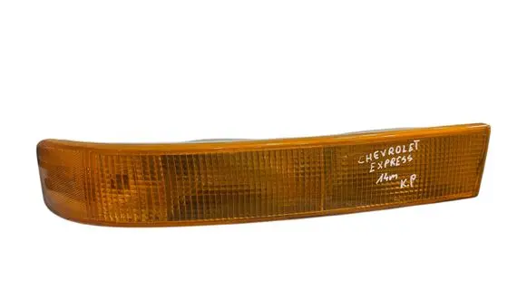 Chevrolet Express Front bumper turn signal 16530391