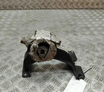 Chrysler Voyager Engine mount bracket 68091436AD P68091436AD