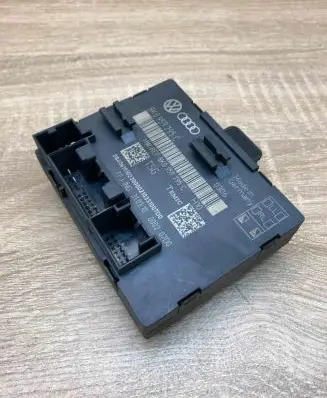 Audi A4 S4 B8 8K Door control unit/module 8K0959795C