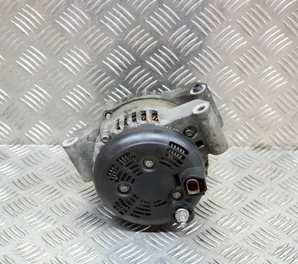 Maserati Ghibli Generator/alternator 1042106990 28996424485