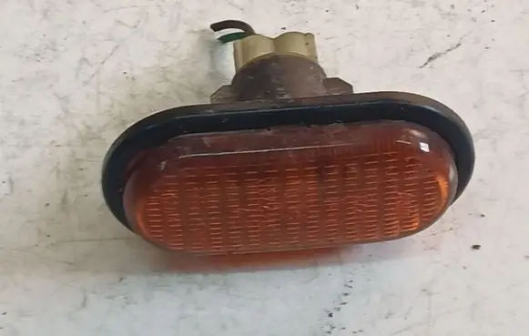 Opel Movano A Front fender indicator light 7700847333