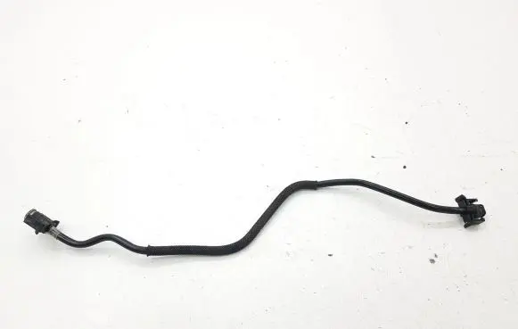 Volvo V70 Engine coolant pipe/hose