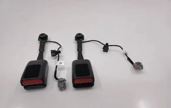 Tesla Model Y Front seatbelt buckle 1090323E1B