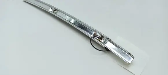 Mercedes-Benz COMPAKT W115 Rear door glass trim molding