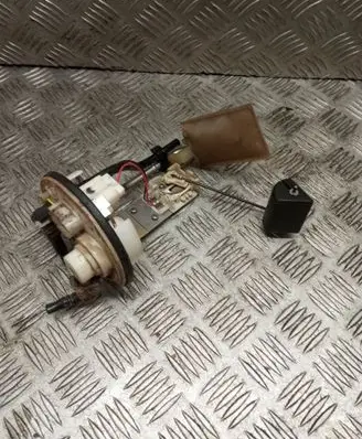 Toyota Corolla E120 E130 Fuel level sensor 7701012340