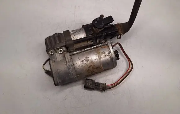 BMW 7 G11 G12 Air suspension compressor/pump 37206861882