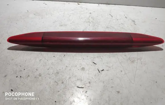 Subaru Outback Third/center stoplight VC02117