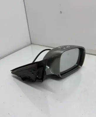Volkswagen PASSAT B5.5 Front door electric wing mirror 3B0857233