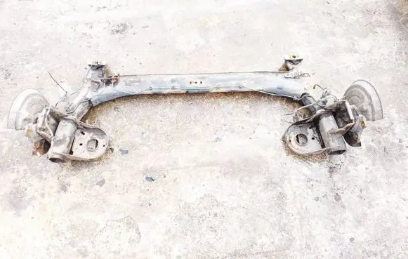 Renault Laguna III Rear subframe 
