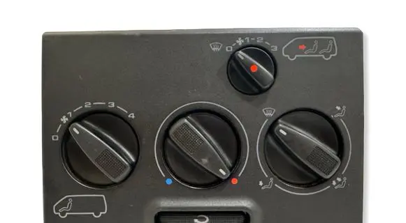 Volkswagen Transporter - Caravelle T4 Climate control unit 7D1819045