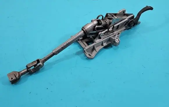 Steering wheel axle