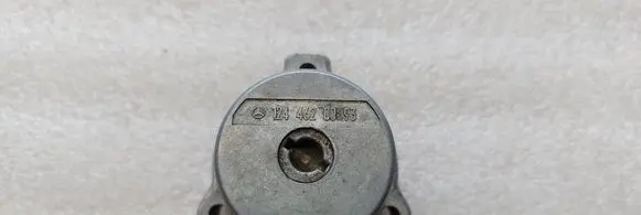 Mercedes-Benz E W124 Ignition lock contact 1244620093
