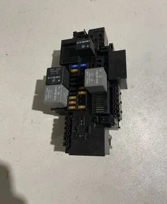 Mercedes-Benz C W205 Fuse module A2229063202