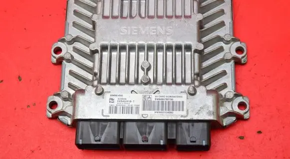 Peugeot 407 Engine control unit/module ECU 5WS40261A-T