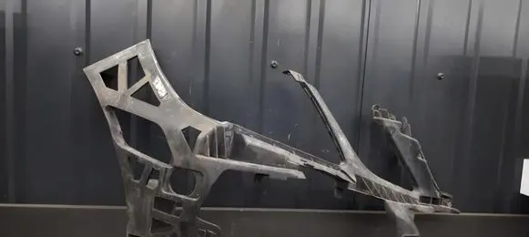Mercedes-Benz E W212 Front bumper mounting bracket a2128852265