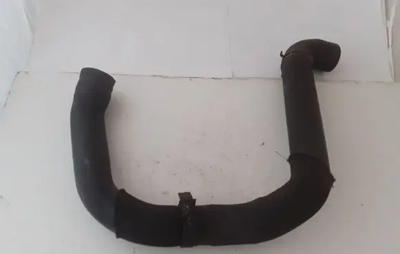 Mercedes-Benz A W169 Engine coolant pipe/hose A1695011182