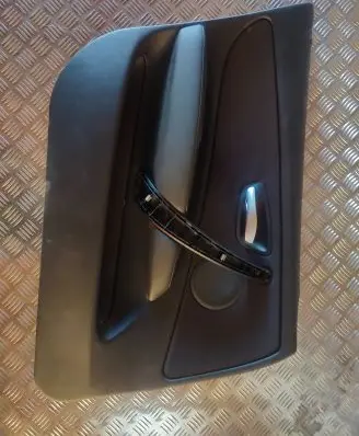 BMW 1 E81 E87 Front door card panel trim 6975300 10628510
