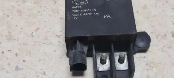 Ford Fiesta Glow plug pre-heat relay YS6T14N089AC V23132A2001X1C