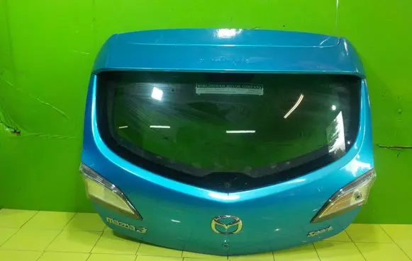 Mazda 3 II Tailgate/trunk/boot lid 