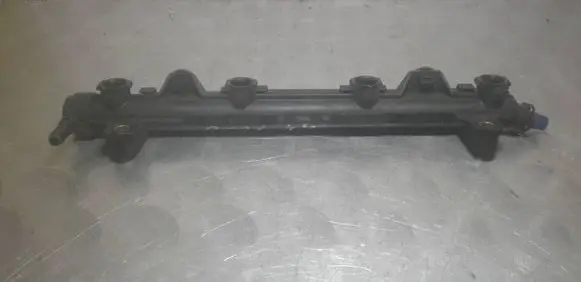 Volkswagen Golf IV Fuel main line pipe 036133320A 038133329 036971824A