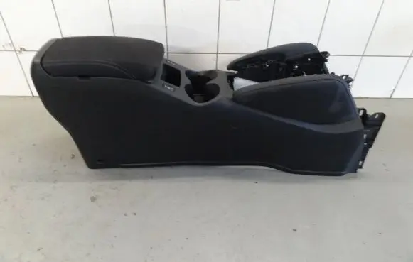 Nissan Qashqai Center console