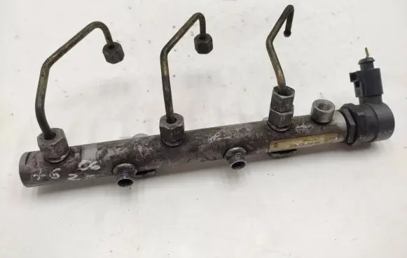 Audi A6 S6 C6 4F Fuel main line pipe 059130090AA
