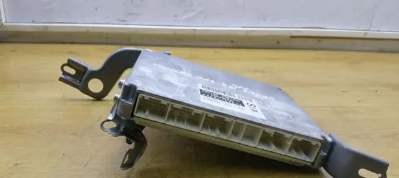 Lexus RX 300 Engine control unit/module 8966148530 2750006432