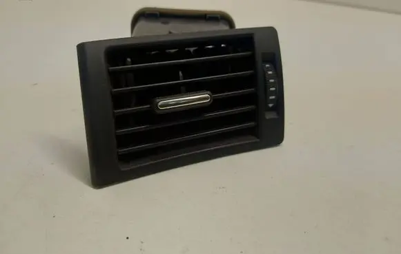 Audi A4 S4 B6 8E 8H Dashboard side air vent grill/cover trim 8E0820901f 361830901