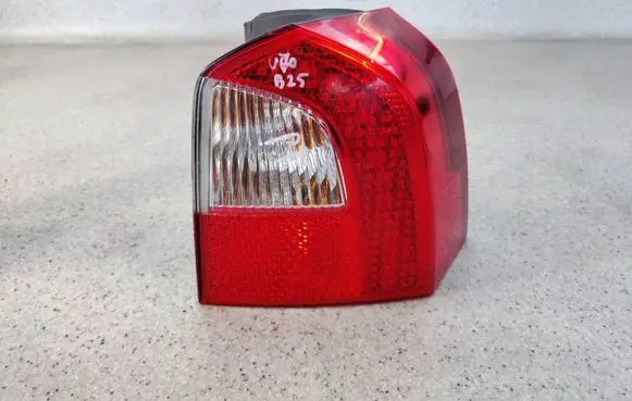 Volvo V70 Rear/tail lights 31395073AOP1158 31395073