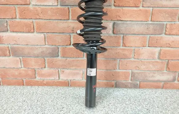 BMW 2 Active Tourer U06 Front shock absorber with coil spring 6891092