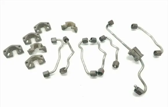 BMW 7 E65 E66 Fuel injector supply line/pipe 